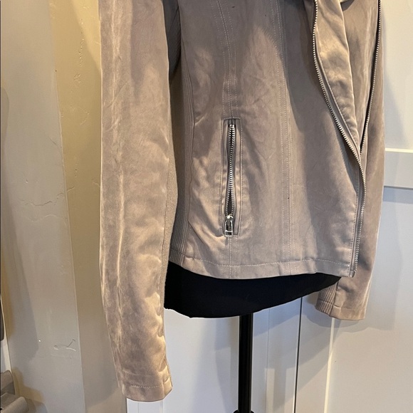 Miami Women's Beige Bomber Jacket - Picture 3 of 7